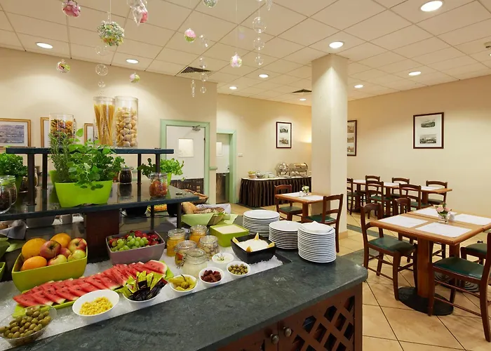 カンパニール ホテル