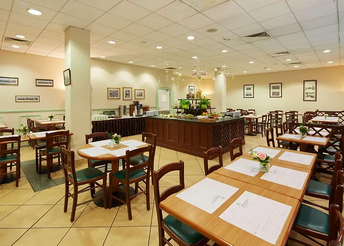 ホテル カンパニール 2*